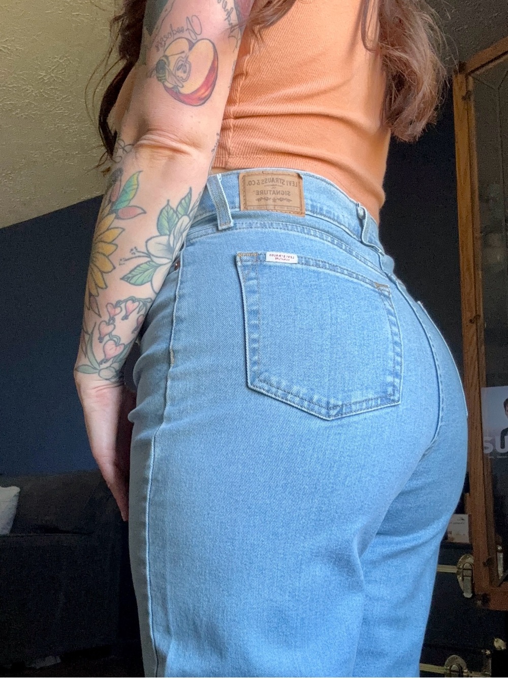 Signature by Levi Strauss High-Rise Light Blue Denim Jeans - Picture 1 of 3